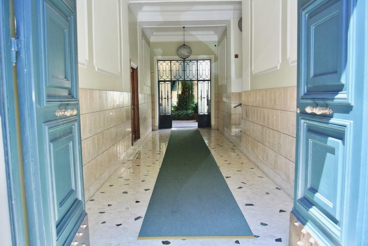 Beautiful Apartment In San Giovanni Close To Colosseo Roma Exterior foto
